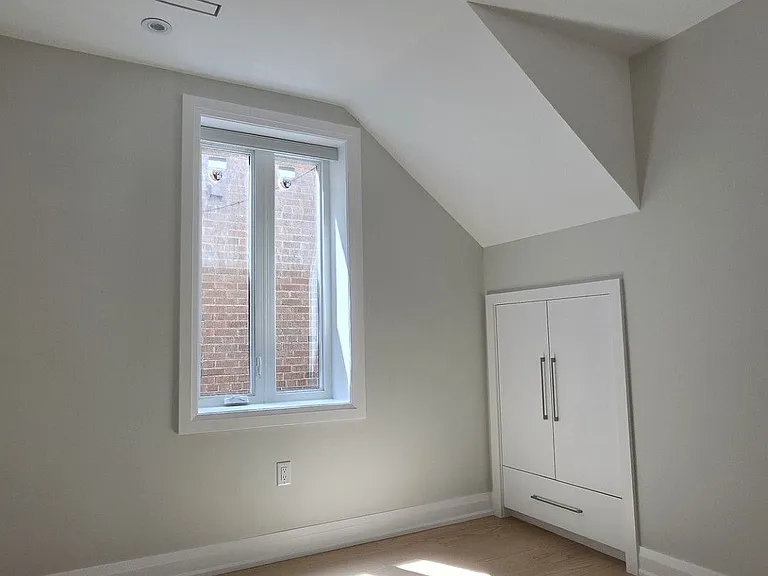 10 Lascelles Blvd #MAIN — Photo 6