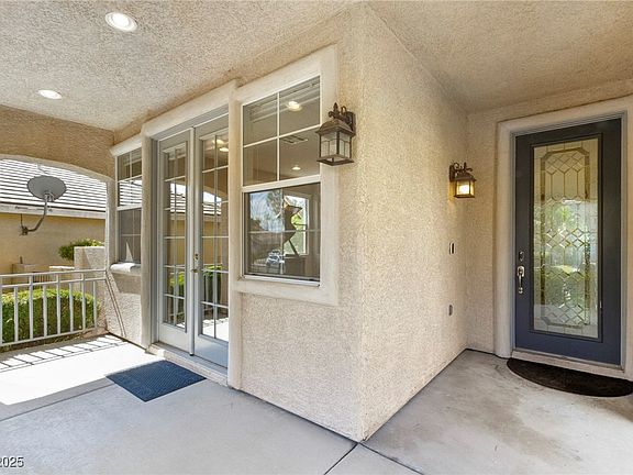 5th image of 10393 Walking View Ct