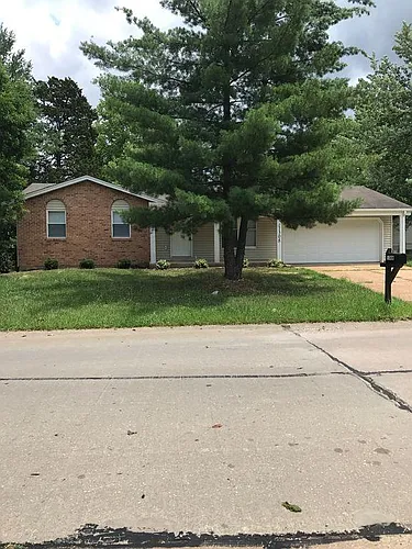 1308 Trails Dr Photo 1