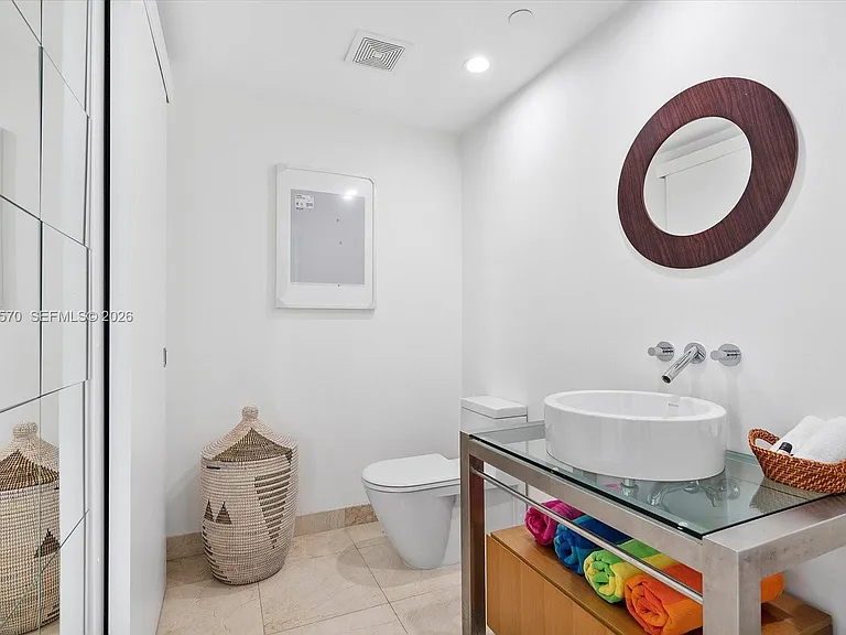 6000 Indian Creek Dr #8B — Photo 24