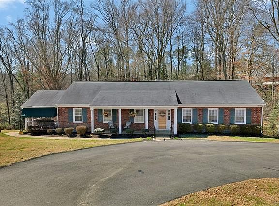 2nd image of 4156 Dorset Ct