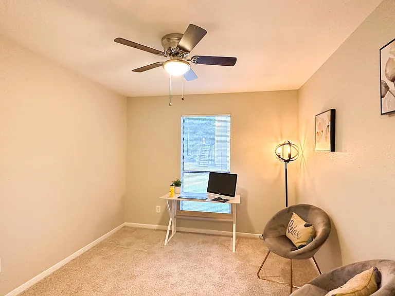 The Park @ Live Oak Apartments — Photo 110