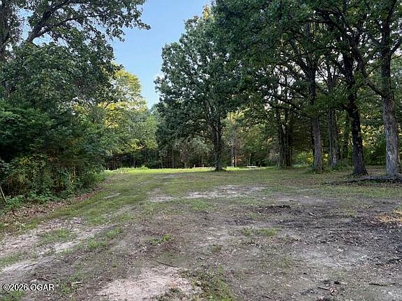 3rd image of 8350 Glory Ln