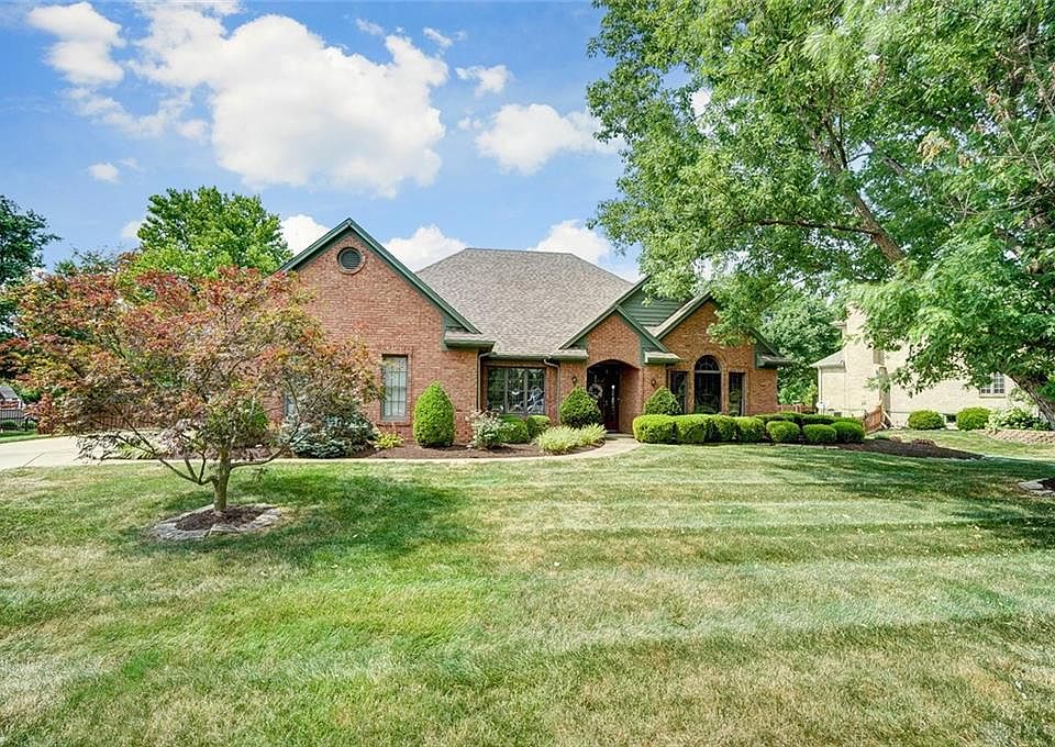 1st image of 8685 Tanglewood Dr