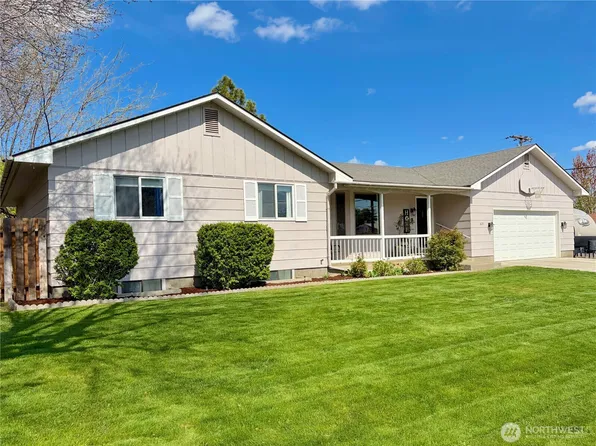 621 W Division Avenue, Ephrata, WA 98823