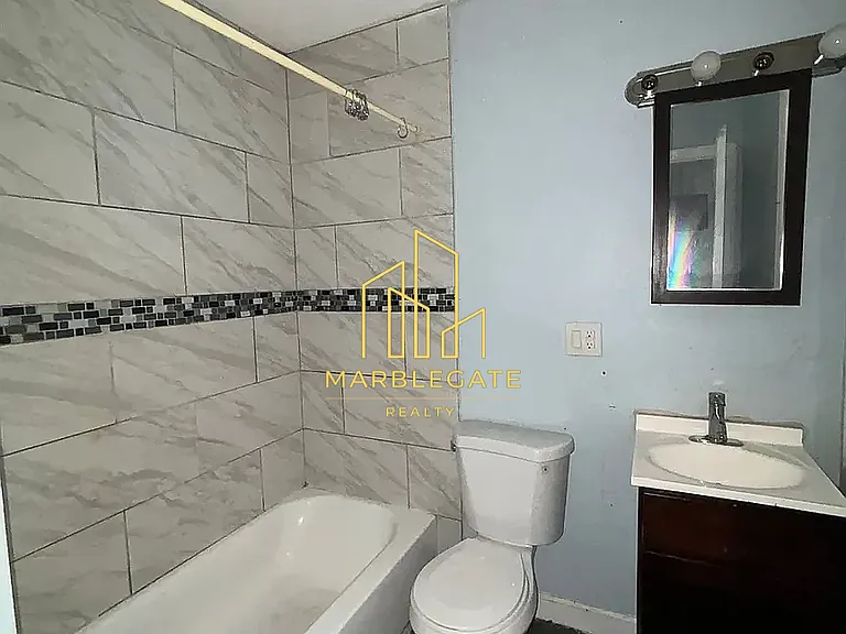 132 N Grove St #66 — Photo 6
