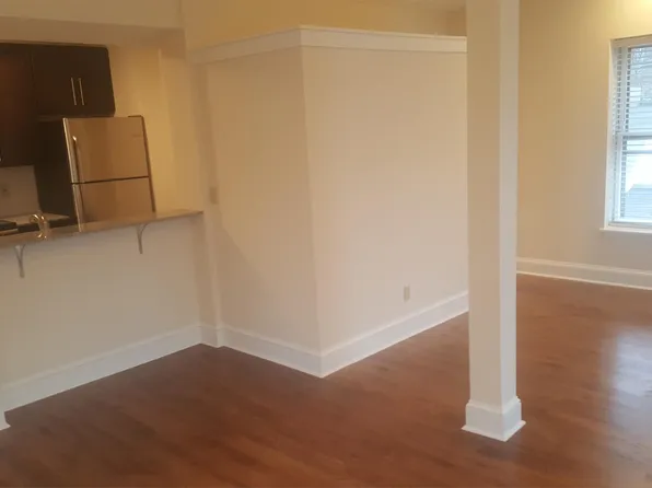 1003 Capital St APT 3F, Harrisburg, PA 17102