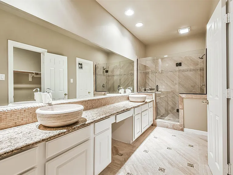 11511 Gallant Ridge Ln — Photo 43