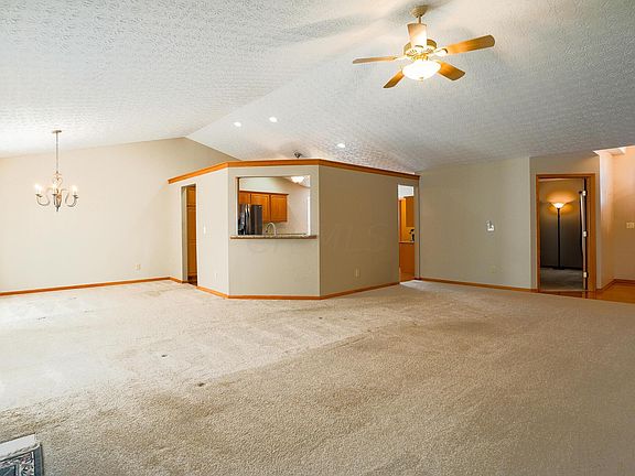 4th image of 722 Moreno Dr