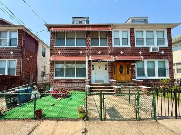 2276 78th Street image 1 of 13