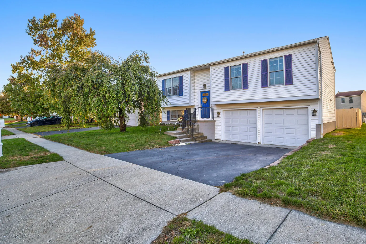 5525 Crenton Dr photo 1