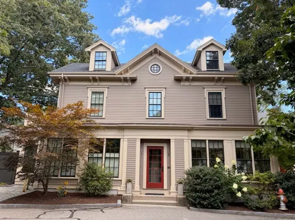 1-7 Brattle Cir #1-CIR`, Cambridge, MA 02138