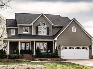 4901 Hackamore Rd, Greensboro, NC 27410