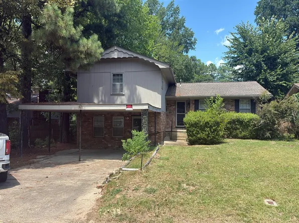 1305 Arrowhead Pl, Pine Bluff, AR 71603