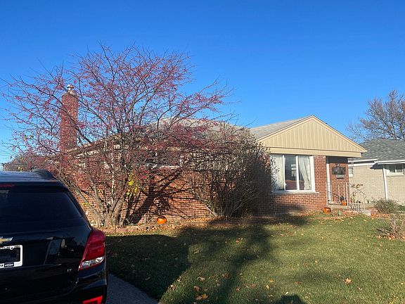 3rd image of 6547 Sterling Ct