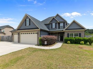 2677 Cypress Lakes Rd, Hope Mills, NC 28348