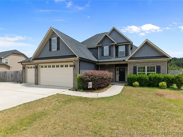 2677 Cypress Lakes Rd, Hope Mills, NC 28348