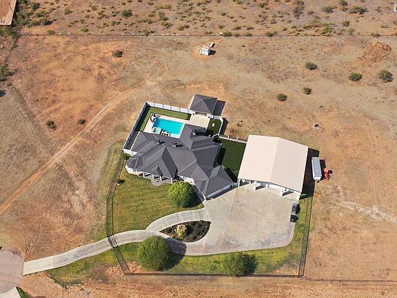 4th image of 4051 Via Saliha Dr