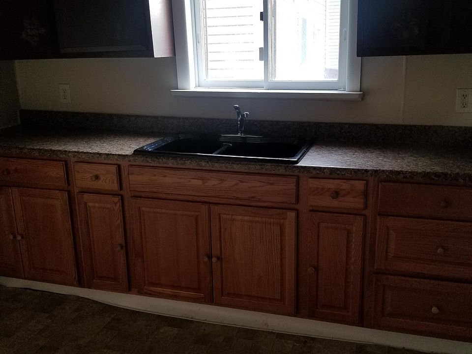 2nd image of 54 Ontario St