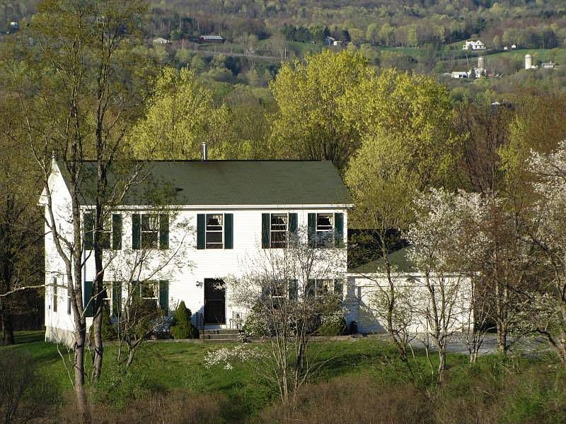 14 Grandview Dr, Poestenkill, NY 12140 Zillow
