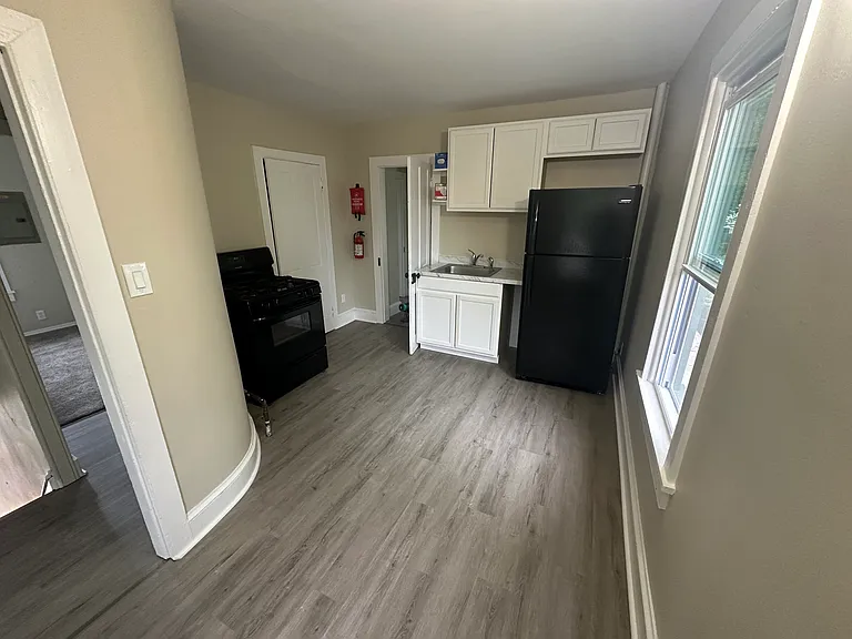 Tatum St — Photo 10