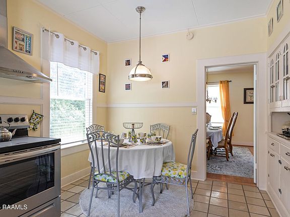 5th image of 228 Amelia St