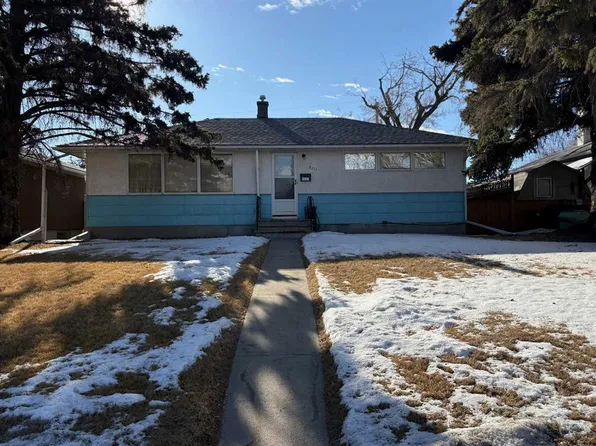 3111 NW Richmond Rd SW, Calgary, AB T3E 4N5
