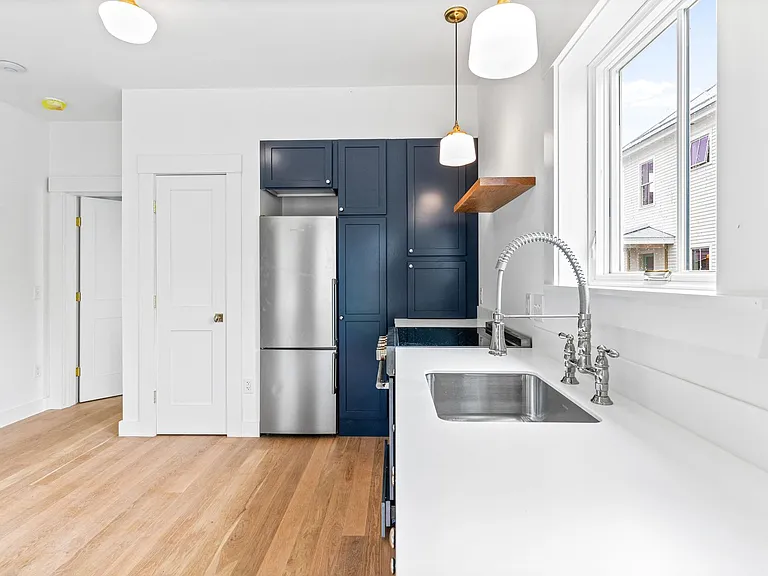 55 Weston Ave — Photo 8