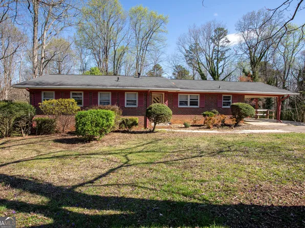 243 Charlie Batson Dr, Demorest, GA 30535