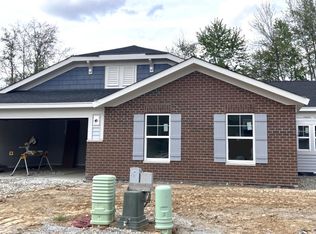 1064 Olivewood Ave, Batavia, OH 45103