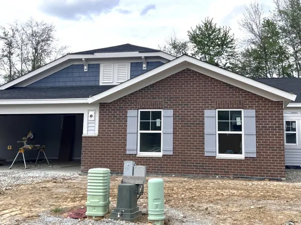 1064 Olivewood Ave, Batavia, OH 45103