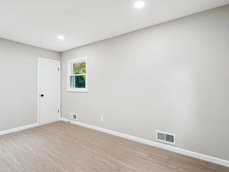 2226 Westwood Pl — Photo 13