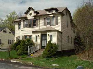 19 Bushnell Ave, Monticello, NY 12701