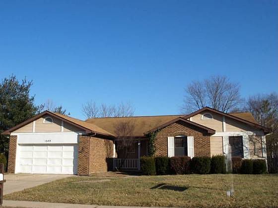2nd image of 1049 Woods Way