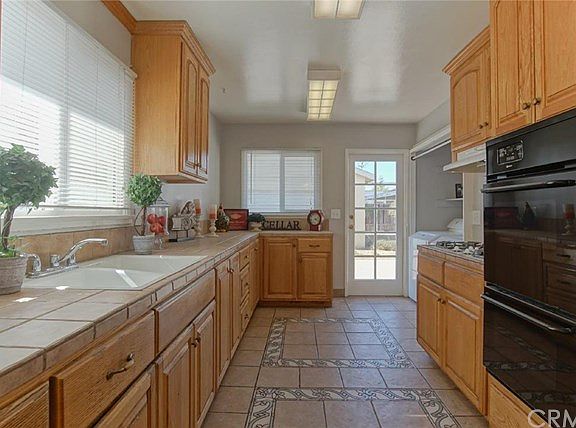 5th image of 6931 San Pedro Cir