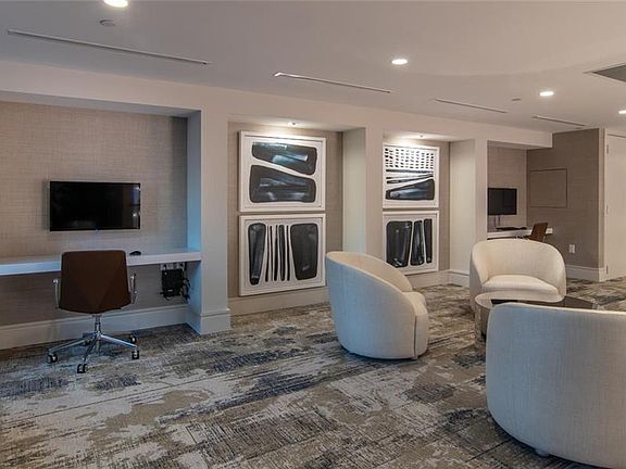 4th image of 100 1st Ave N Unit 1006