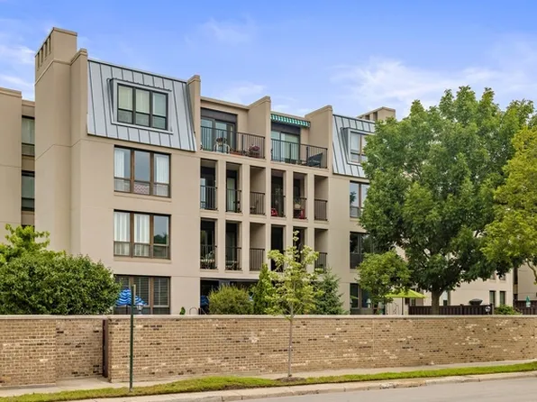 640 Winnetka Mews APT 405, Winnetka, IL 60093