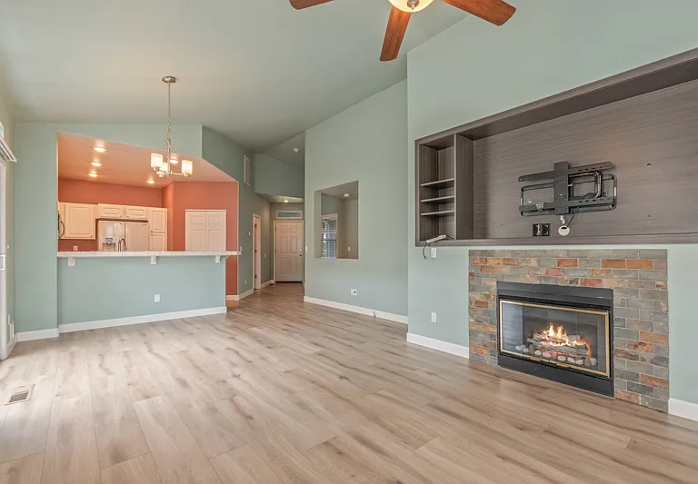 785 Caughlin Xing — Photo 16