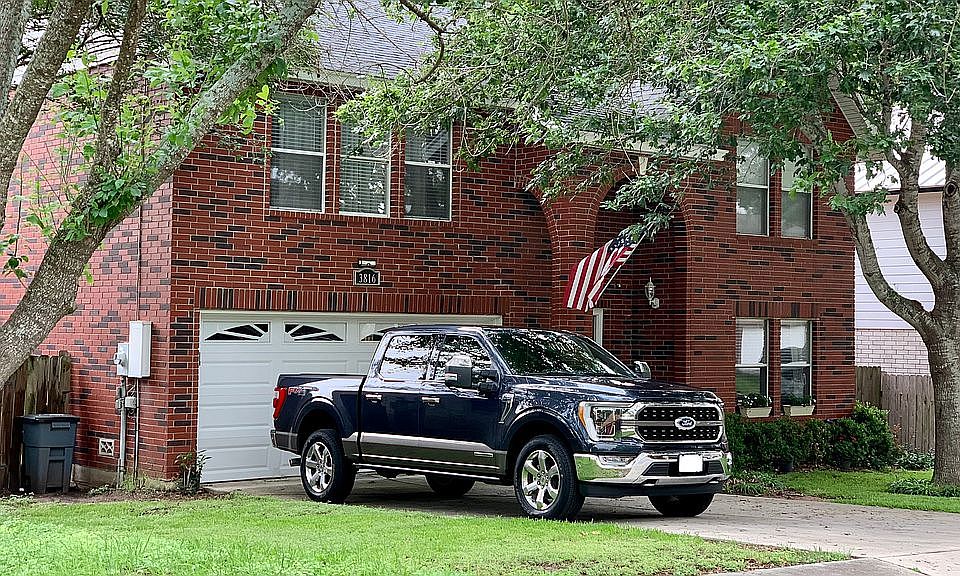 Curbside View