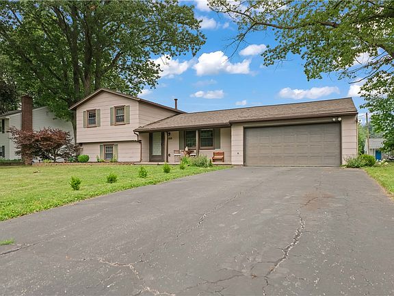 2nd image of 108 Buck Hill Rd
