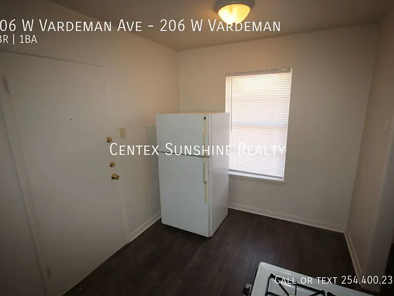 206 W Vardeman Ave #206 W VARDEMAN — Photo 3