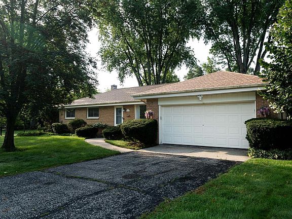 2nd image of N57W15523 El Camino DRIVE