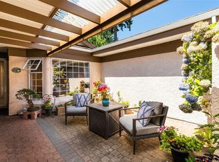 901 Kentwood Ln #48, Saanich, BC