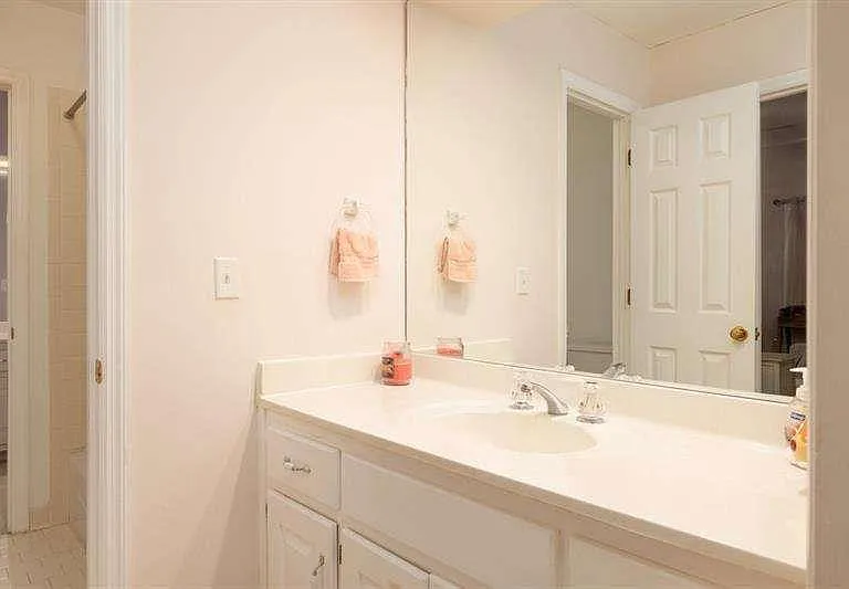 160 Clipper Bay Dr — Photo 22