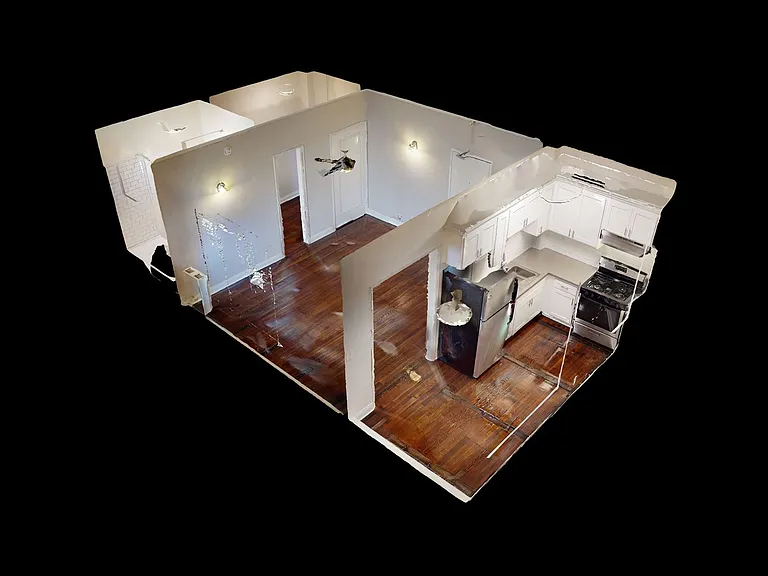 La Chandelle Apts...Charming building...Renovated Apartments Available...Hardwood Floors! — Photo 15