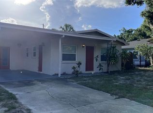 310 Bay St, Tarpon Springs, FL 34689