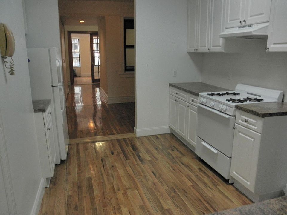 1st image of 215 E 86th St APT 2W
