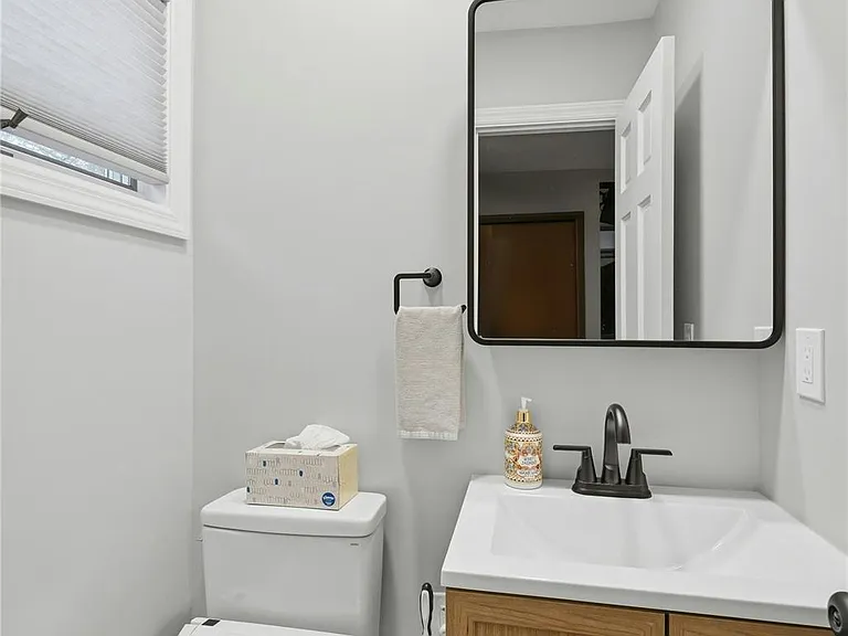38 Ormond Ave — Photo 15