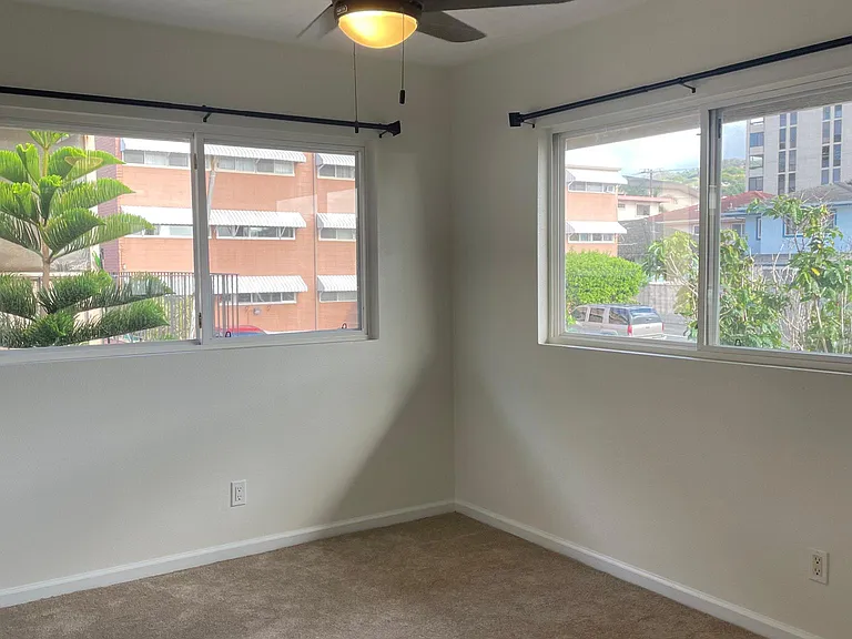 1824 Metcalf St #B — Photo 9