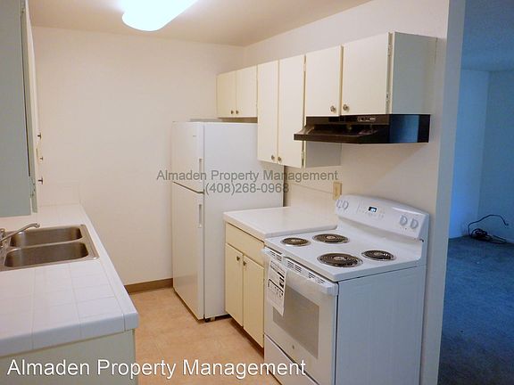 3rd image of 162 Bendorf Dr